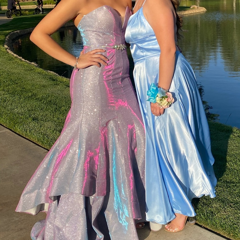 NEW (only wore once) PROM DRESS! size 6!